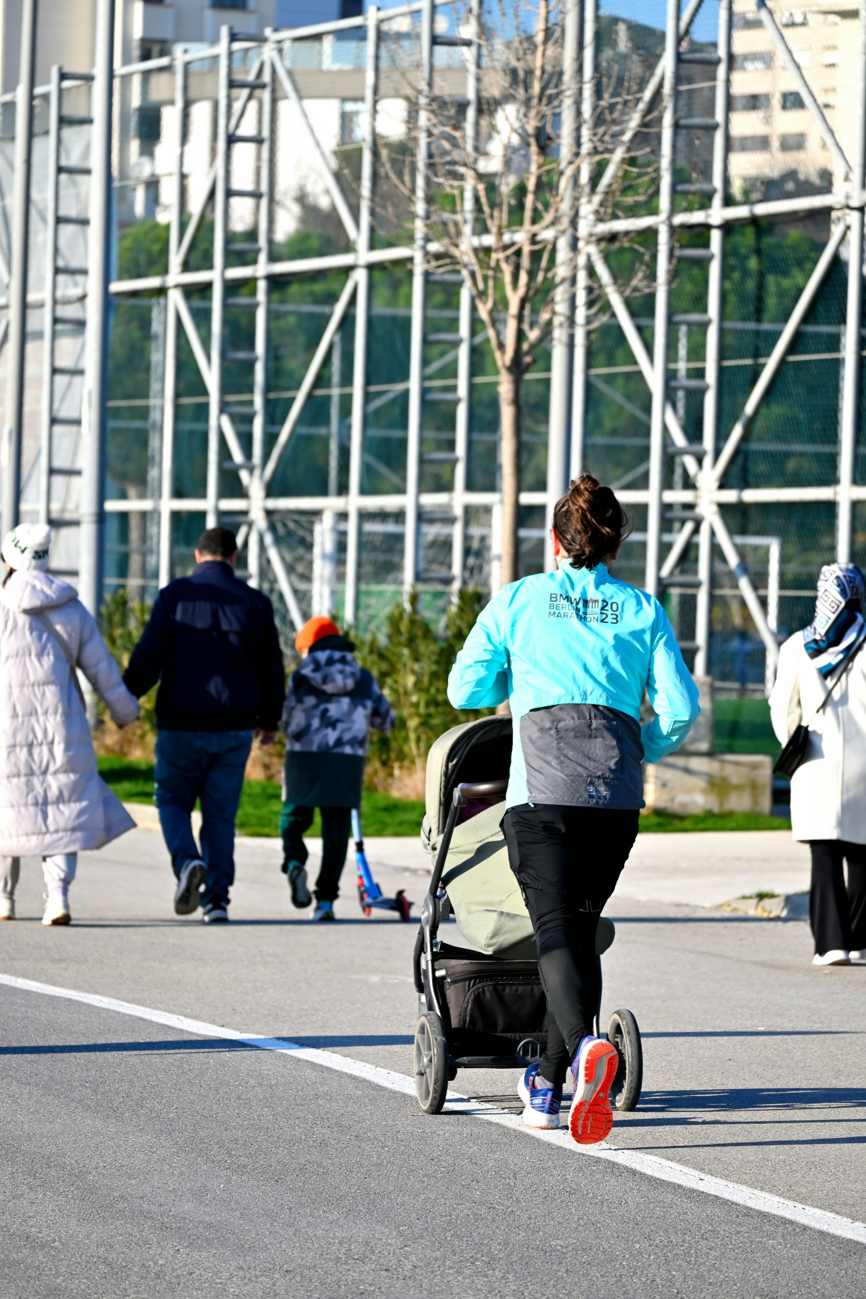 Die richtige Laufhaltung beim Joggen nach der Geburt